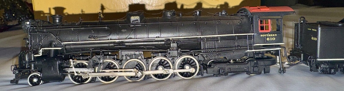 Sunset Models Brass 2-10-4 Texas & Pacific #610 HO scale Sunset Models Brass 2-10-4 Texas & Pacific #610 HO scale
