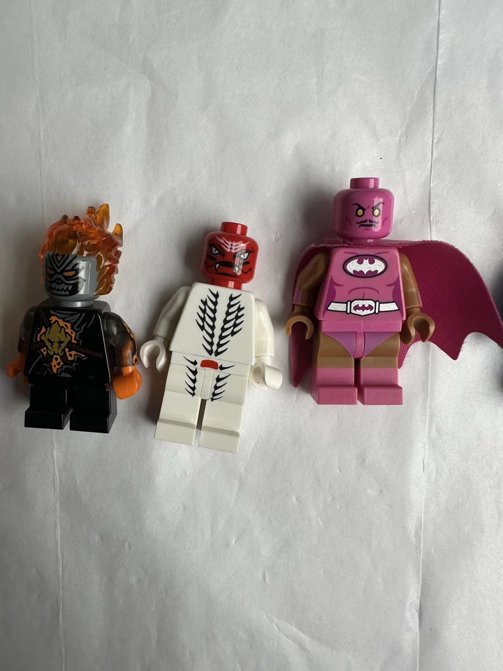 LEGO lot Of 5 Minifigures Toy Story Ghost Rider Ninjago Batgirl Shark Suit - Image 2 of 4