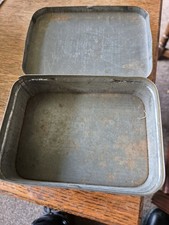 Vintage Oriental Tobaco Tin