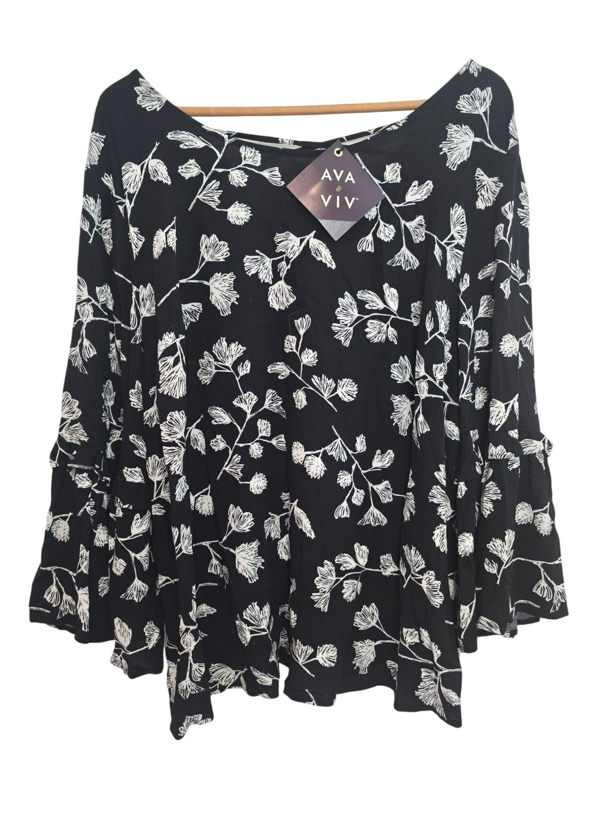 NWT Ava & Viv Lagonlook Flowy Strappy Black White Floral Blouse Womens Size 1X