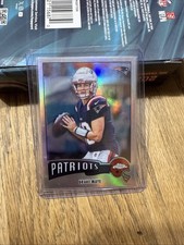 Drake Maye 2025 Topps Chrome REFRACTOR PATRIOTS *RARE SP #1975-23