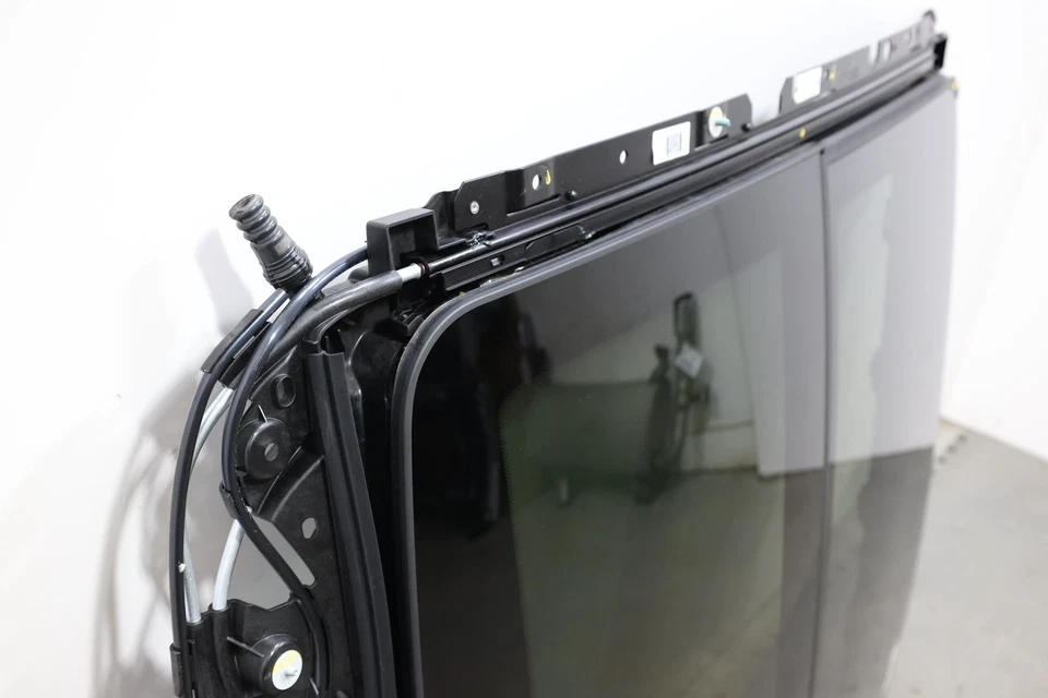 BMW X4 G02 2019-2025 techo corredizo techo corredizo vidrio y marco OEM Foto 2 de 4