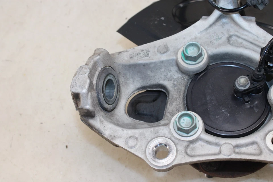 Fiat 124 Spider 2017-2020 husillo delantero derecho/nudillo OEM MB79 Foto 2 de 4