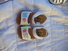 Rachel Shoes Toddler Girls White Sandals with Glitter Flower Details Size 6