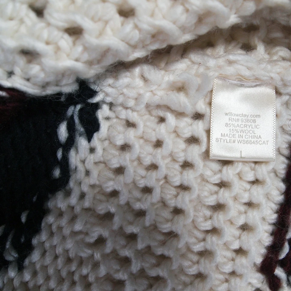 Willow & Clay Anthropologie, Ladies Cozy Knit Cardigan W/Fringe Sz Lg - Image 4 of 4