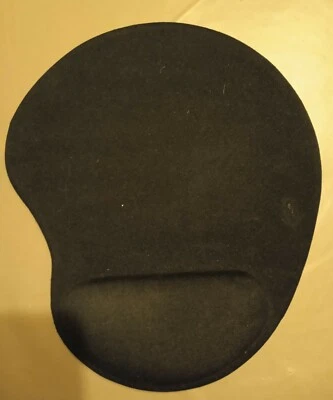 Tapis de souris ergonomique avec repose poignet, Noir, Occasion - Photo 1/2
