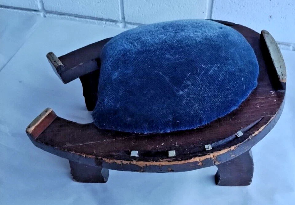 Antiguo Vaquero Buena Suerte Pie Taburete Reposapiés Otomano Caballo Zapato Novedad Arte Popular Foto 3 de 4