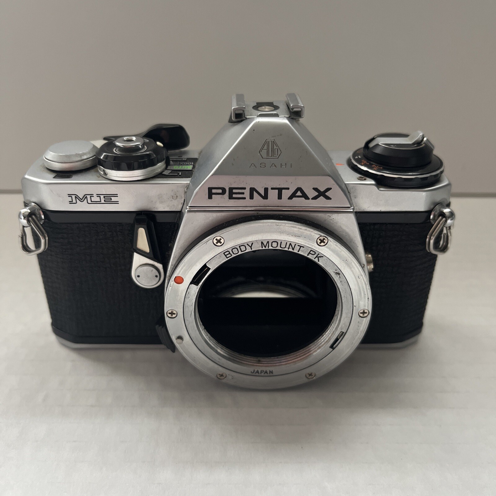 Pentax Asahi ME 35mm SLR Film Camera Body Only Silver Black PK Mount