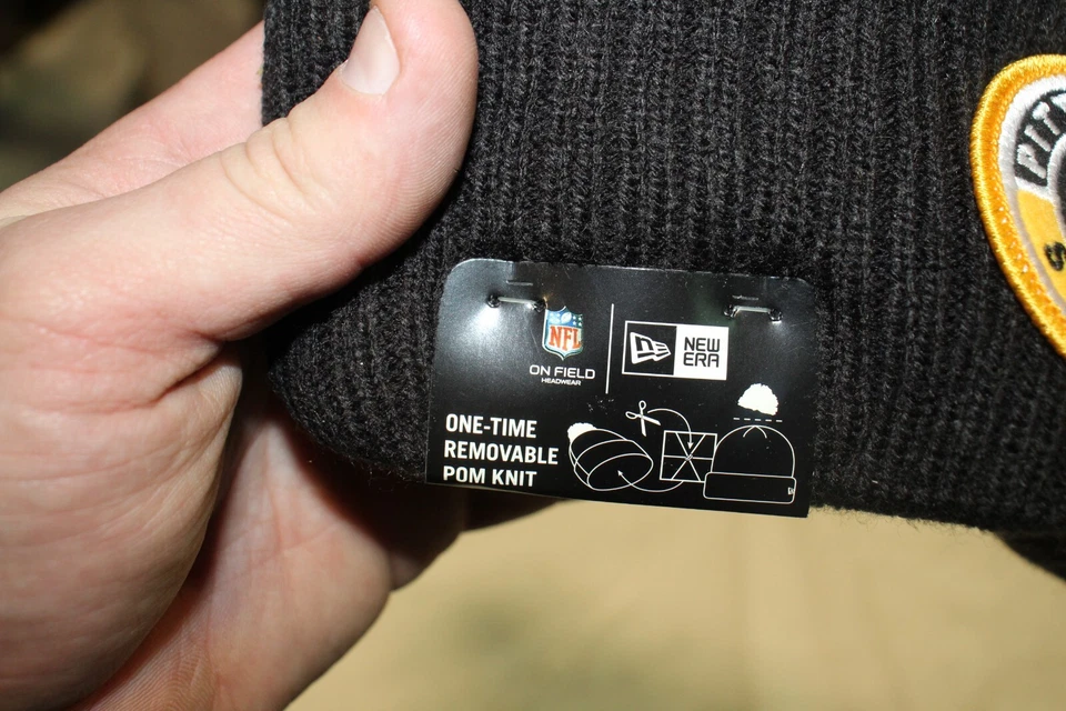 NUEVO CON ETIQUETAS New Era Pittsburgh Steelers Gorro Tejido Medias Sombrero Negro Amarillo Pom Foto 4 de 4
