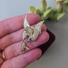 Vintage Gold Tone Blue Glass Rhinestone Eye Bird Pin Brooch