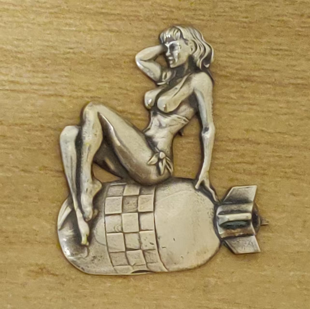 1 piece Brass Sexy Bomb Girl Statue badge DIY sticker suitable for ZIPPO