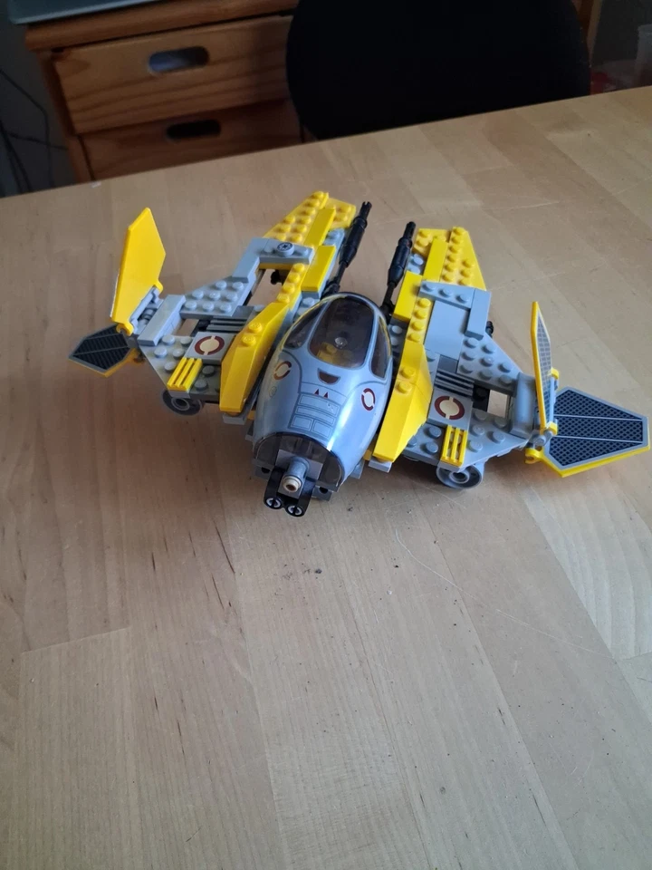 LEGO Star Wars 75038 Jedi Interceptor, photo 2 sur 3