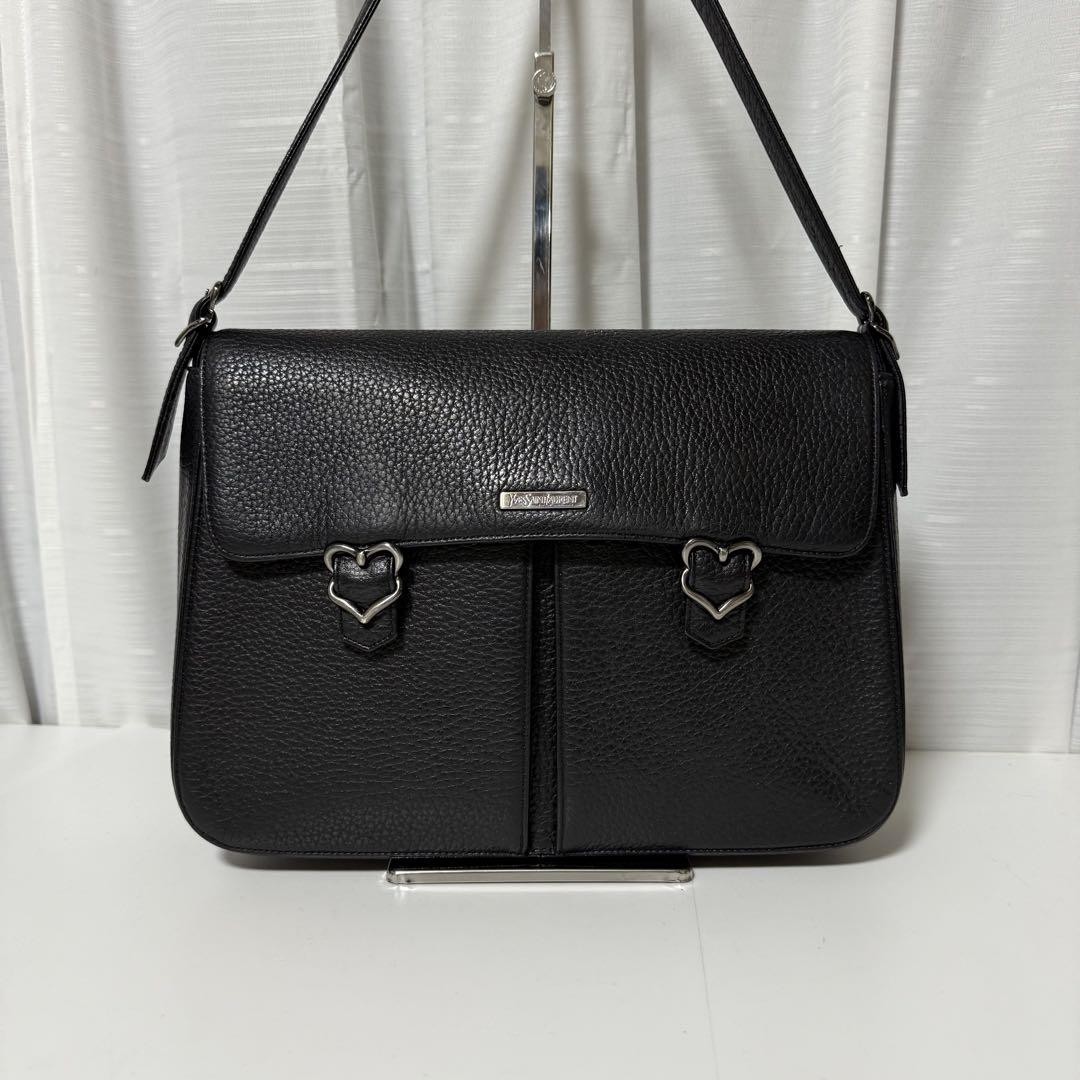 Borsa a mano Yves Saint Laurent aderente al cuore una tracolla