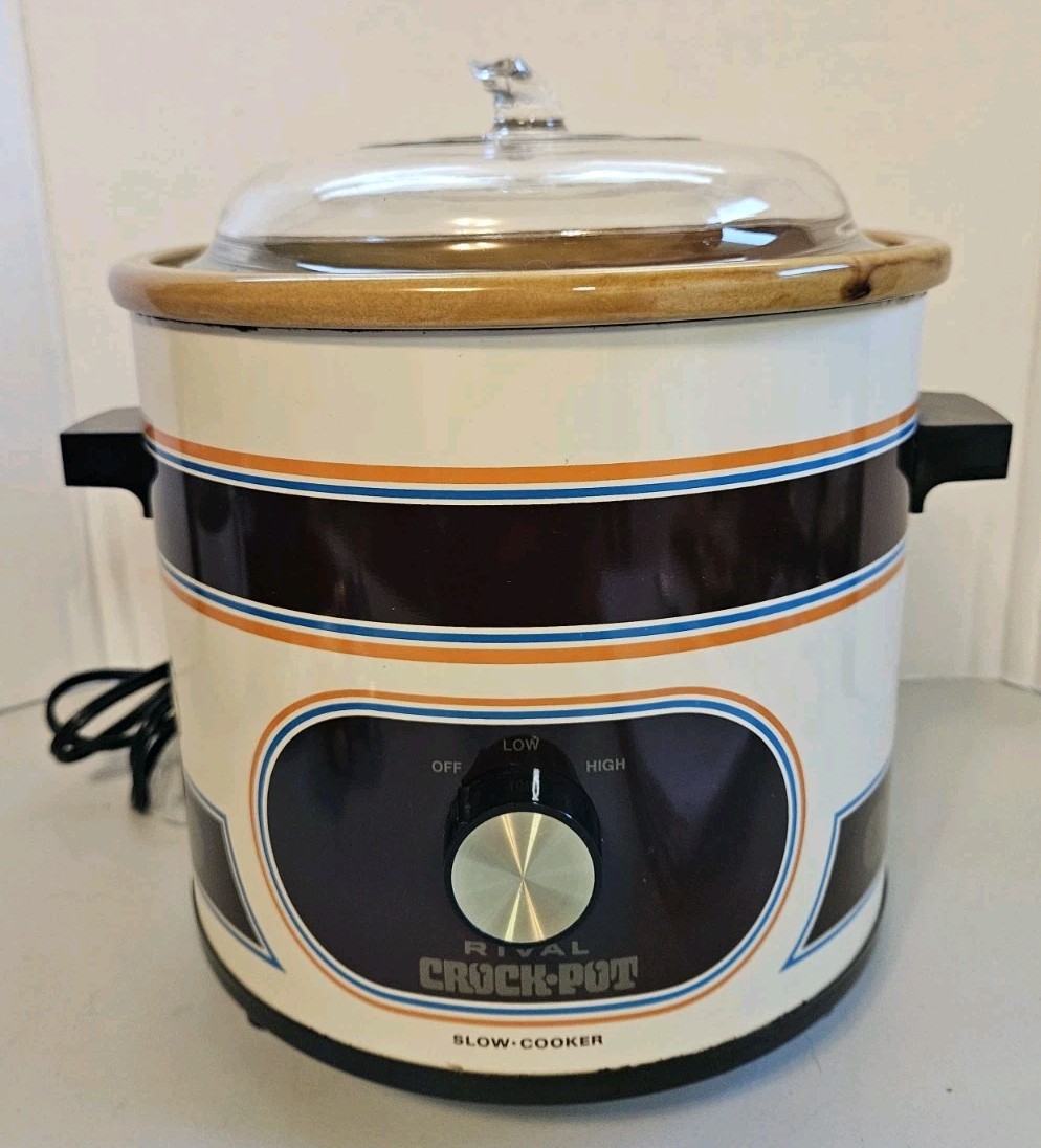 Vintage 1970's Rival Crock-Pot Model 3100/2 Slow Cooker 3 1/2 Qt  WORKS