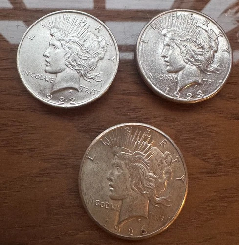 L756 US USA UNITED STATES 1922/23/26 20 x $1 SILVER BU UNC PEACE DOLLARS- 15.4OZ