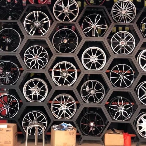 WHEEL DISPLAY RACK HOLDS 17