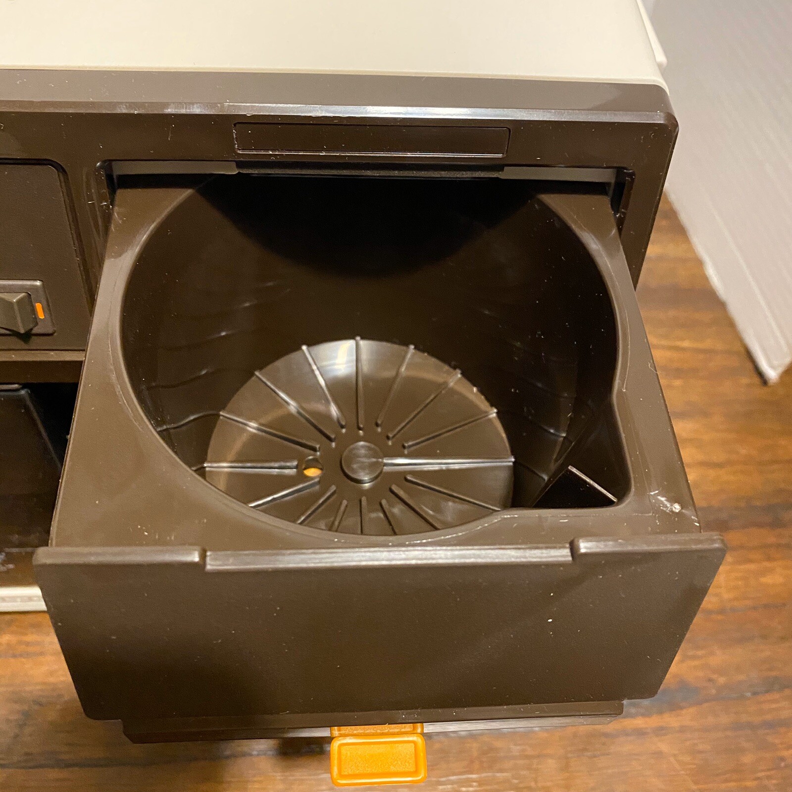 Vintage Norelco Under Coffee Maker 6 Cup UC6000 Brand New 1984