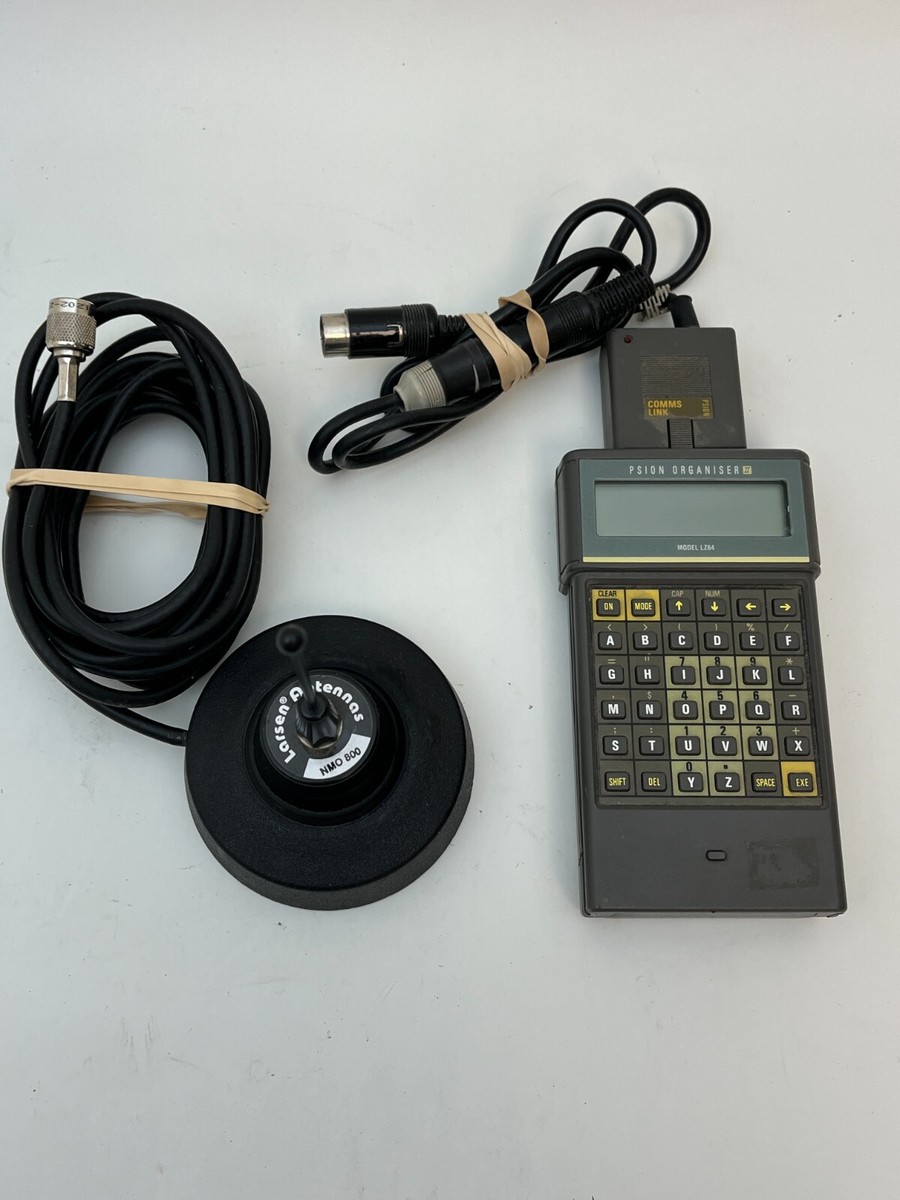 Psion revo パーソナルデジタルオーガナイザー Psion revo パーソナルデジタルオーガナイザー