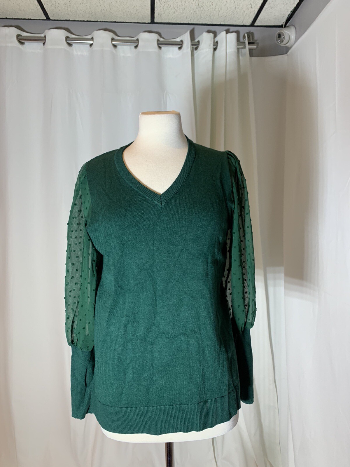 Adrianna Papell Emerald Green VNeck Clip Dot Sleeve Light Weight