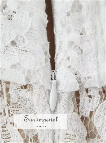Mini vestido para mujer blanco acampanado de encaje manga larga con hombros descubiertos - Imagen 5 de 12