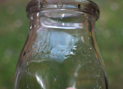 BILTMORE DAIRY FARMS Half Pint Milk Bottle Embossed w Pink Tint Vintage Duraglas - Picture 10 of 15