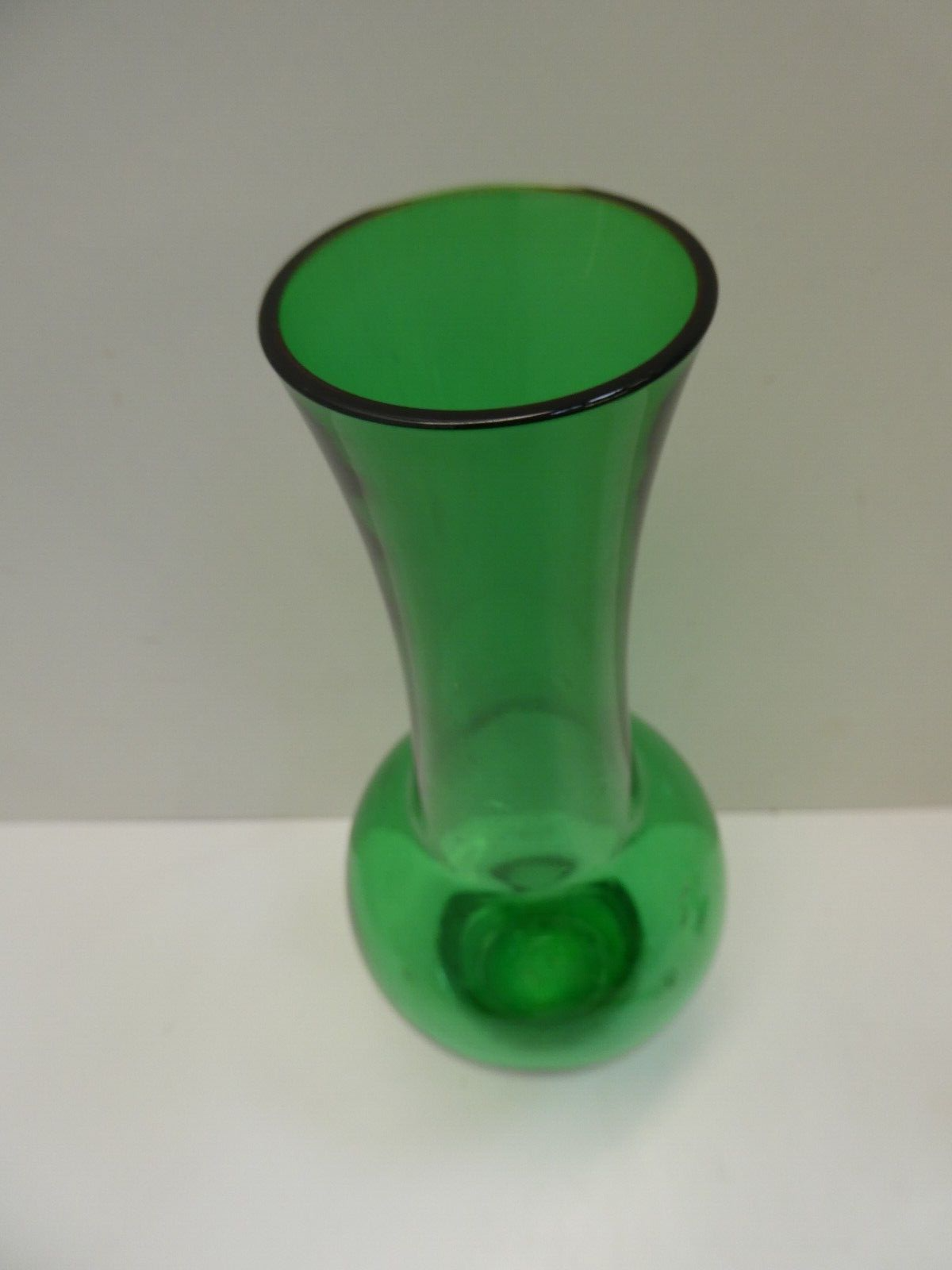 VINTAGE RIIHIMAKI RIIHIMAEN LASI OY GREEN GLASS MID CENTURY VASE eBay