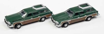 Classic Metal Works 50431 N Scale 1975 Buick Estate Wagon - Verde Mist Green 2 P