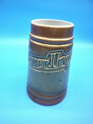 Bierkrug 0,5 Liter Pilsner Urquell Keramik  wit37