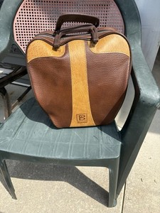 Vintage 1950’s Brown And Tan Vinyl Brunswick Bowling Bag With Working Zipper.