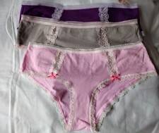3 Victoria's Secret SIZE M/M LACE TRIM HIPHUGGERS COTTON BLEND PANTIES NW TAGS