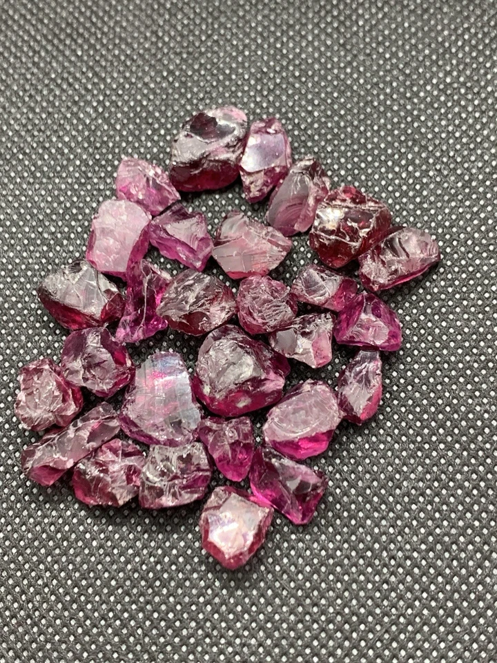 Exquisite Natural Pink Garnet Crystal – 38Grams | Rare African Gemstone Specimen - Image 3 of 4