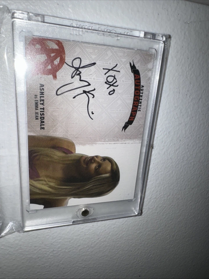 Tarjeta autógrafa automática Ashley Tisdale como Emma Jean SONS OF ANARCHY temporadas 4-5 #AT Foto 3 de 4