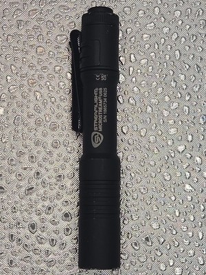 Streamlight MicroStream USB Light Ultra-Compact Rechargeable LED Flashlight