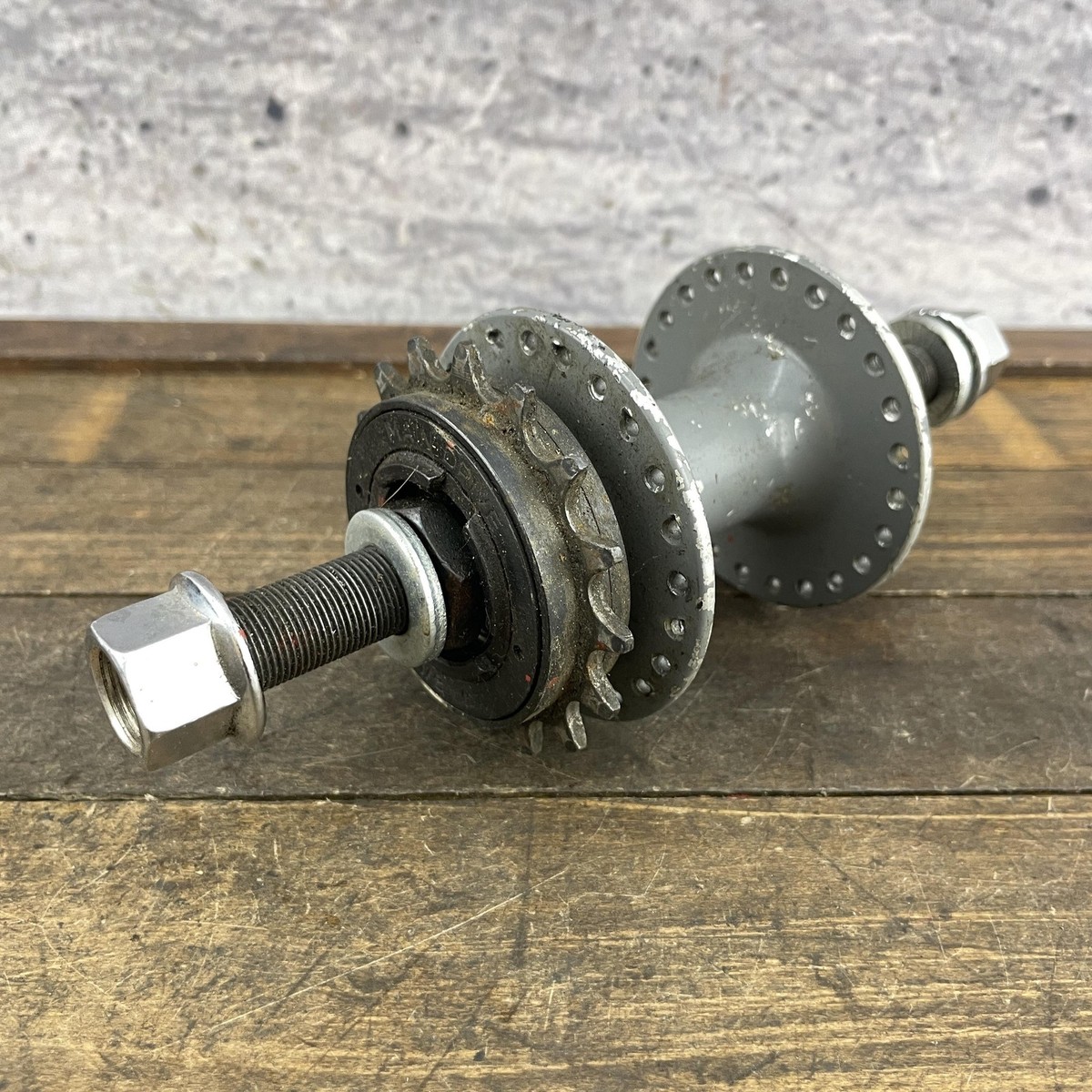 BMX Rear Hub 48h 48 14 mm Axle Freewheel Nutted Axle 110mm OLD