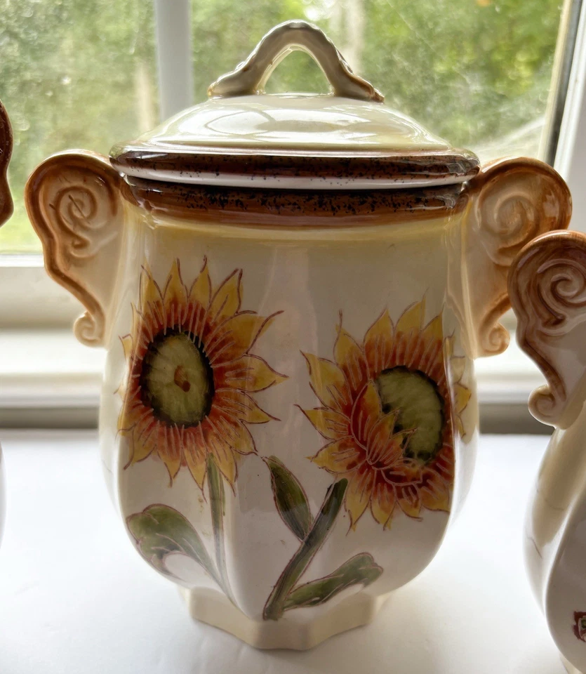 Lorren Home Trends Colección Girasol 3 Piezas Bote 7" 8" 9" Foto 3 de 4