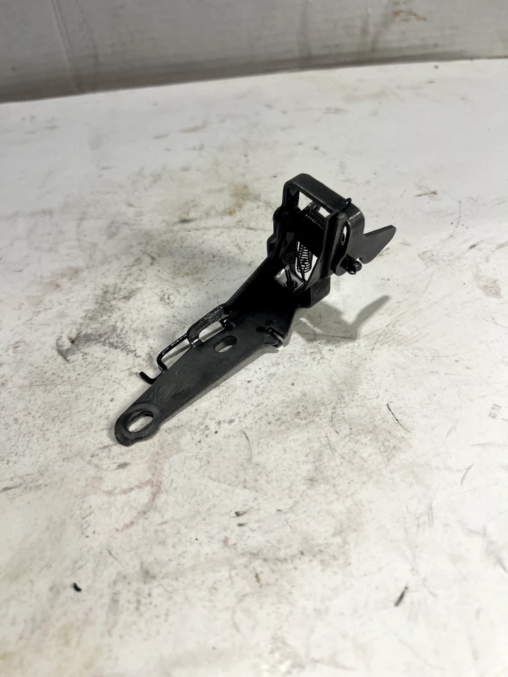 1987-1992 700R4 K TRANSMISSION INTERNAL KICKDOWN SHIFT LINKAGE BRACKET PIECES - Image 2 of 4