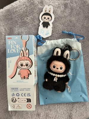 Pop Mart Labubu Pin for Love-R