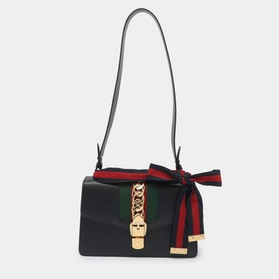 Gucci Schultertasche Web Sylvie Small Schwarz Leder
