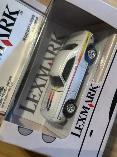 2004 Lexmark White Johnny Lightning 1969 Chevy Camaro Playing Mantis GM NEW NIB - Picture 5 of 5