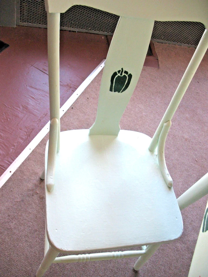 MESA Y SILLAS DE COCINA ART DECO DE MEDIADOS DE SIGLO ACABADO VERDE AZULADO CON PLANTILLAS Foto 3 de 4