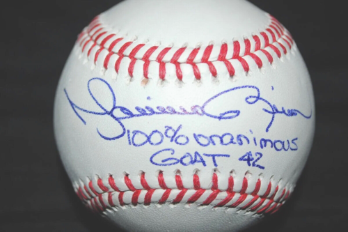 BELLE COUR COMME NEUF SIGNÉE MARIANO RIVERA AVEC SCRIPT G.O.A.T YANKEES ! - Photo 1/9