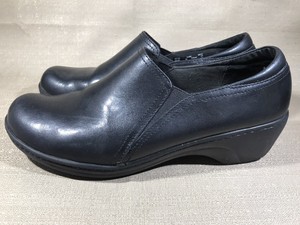 clarks slip resistant