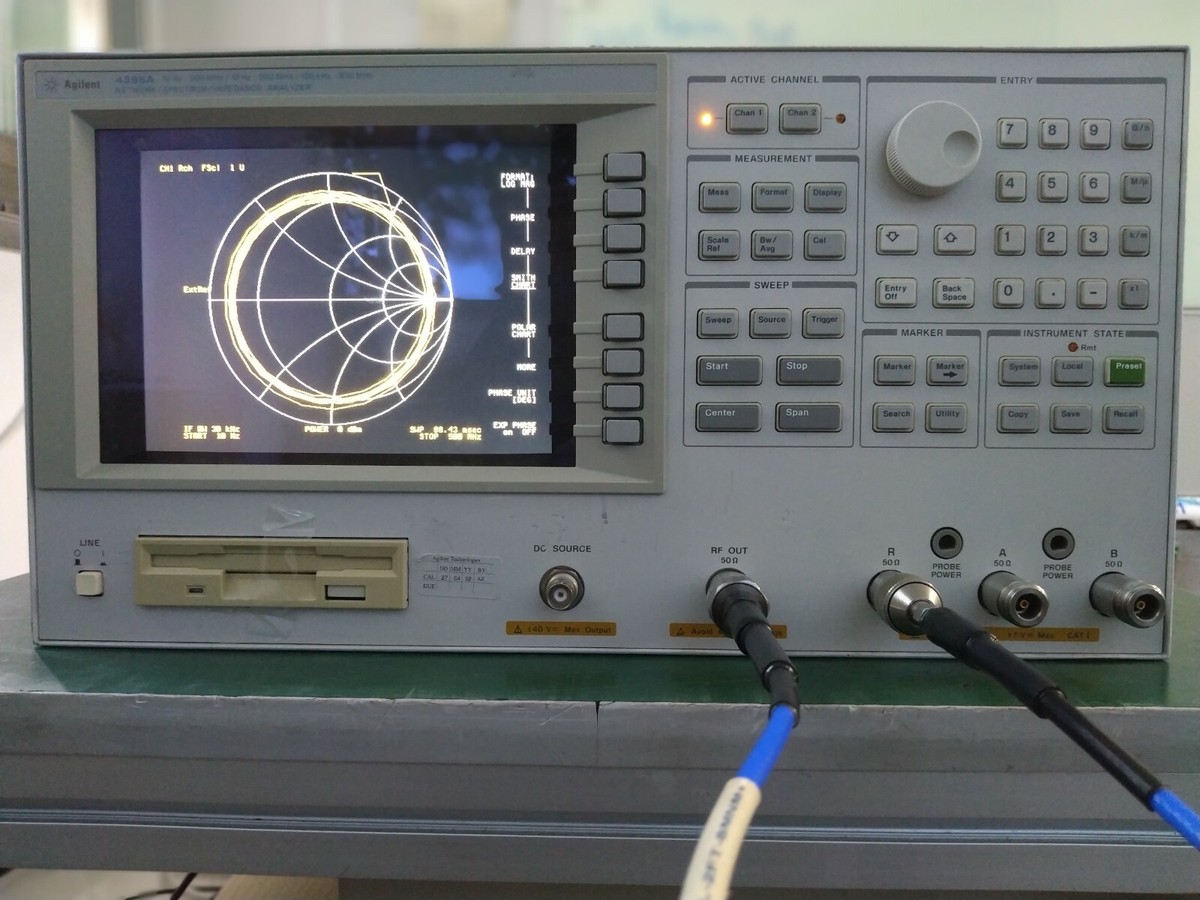 Agilent 4395A Network/Spectrum/Impedance Analyzer w/ option Agilent 4395A Network/Spectrum/Impedance Analyzer w/ option