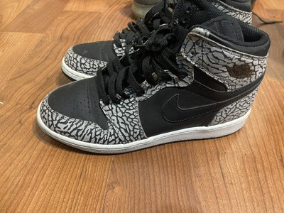 Un-Supreme Black Elephant, Cement Grey 