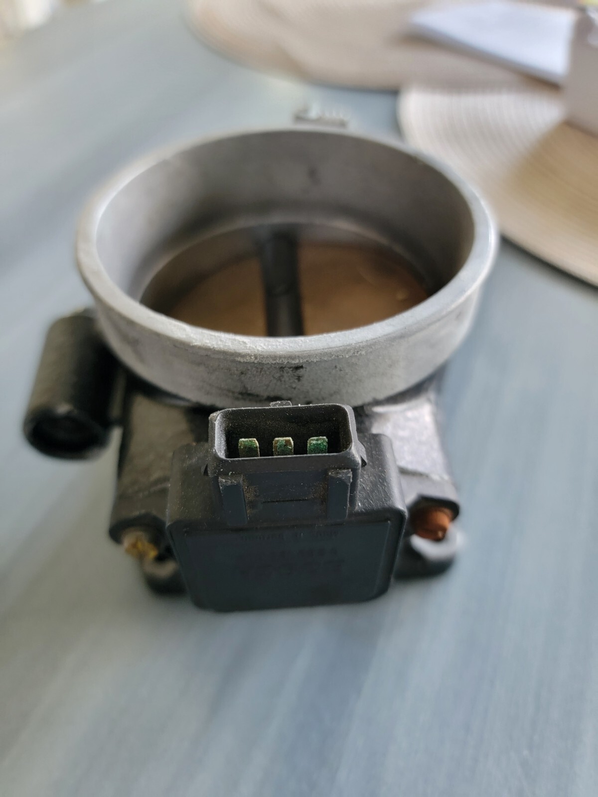 Ferrari 550 LH Left Throttle Body Part 171007