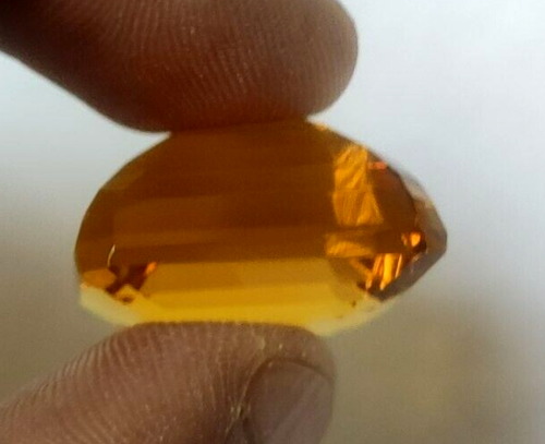 86.50 Ct. Large Yellow Citrine Square Cut AAA+ Loose Gemstone for Ring & Pendant - Picture 3 of 8
