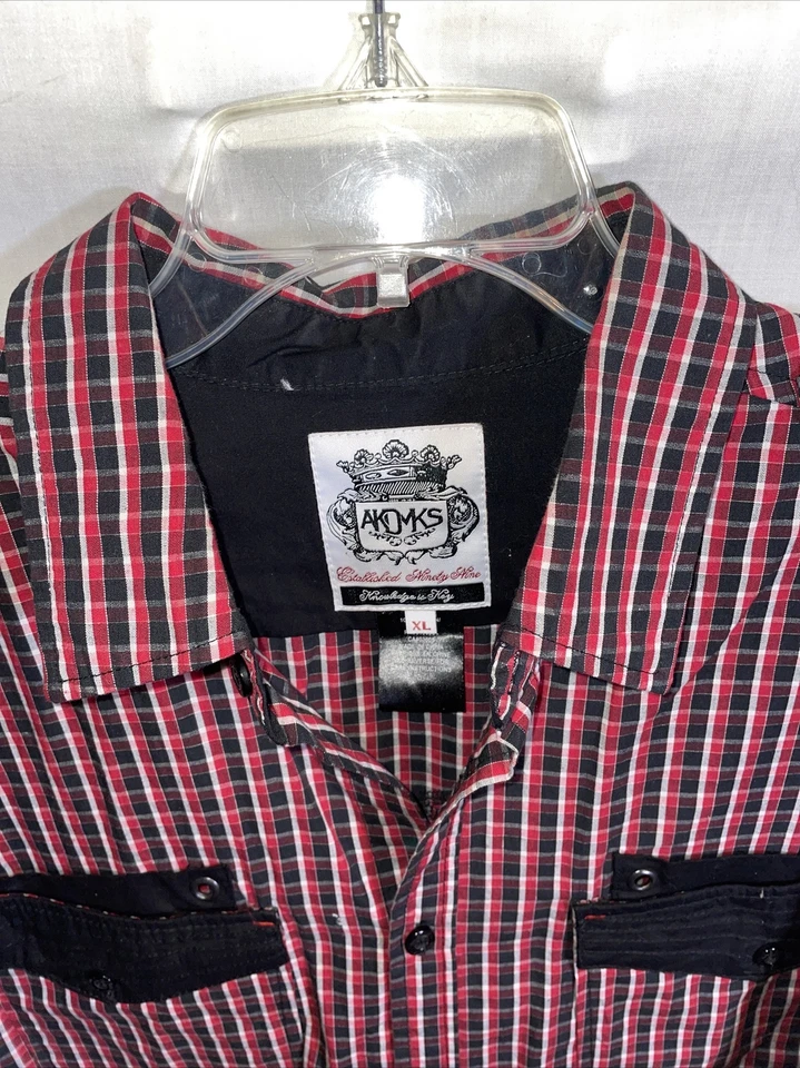 Camisa informal Akdmks para hombre talla XL negra roja a rayas con botones manga larga bolsillo Foto 3 de 4