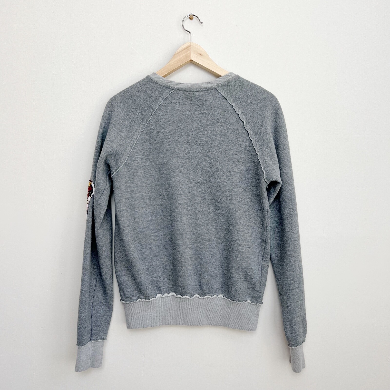 Universal Studios Authentic Gryffindor Sweatshirt… - image 2