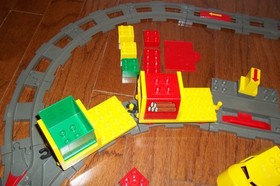 Lego Duplo 2933 Deluxe train set - no motor