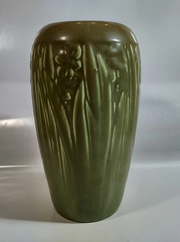 Antique 1924 Rookwood Daffodils green vase